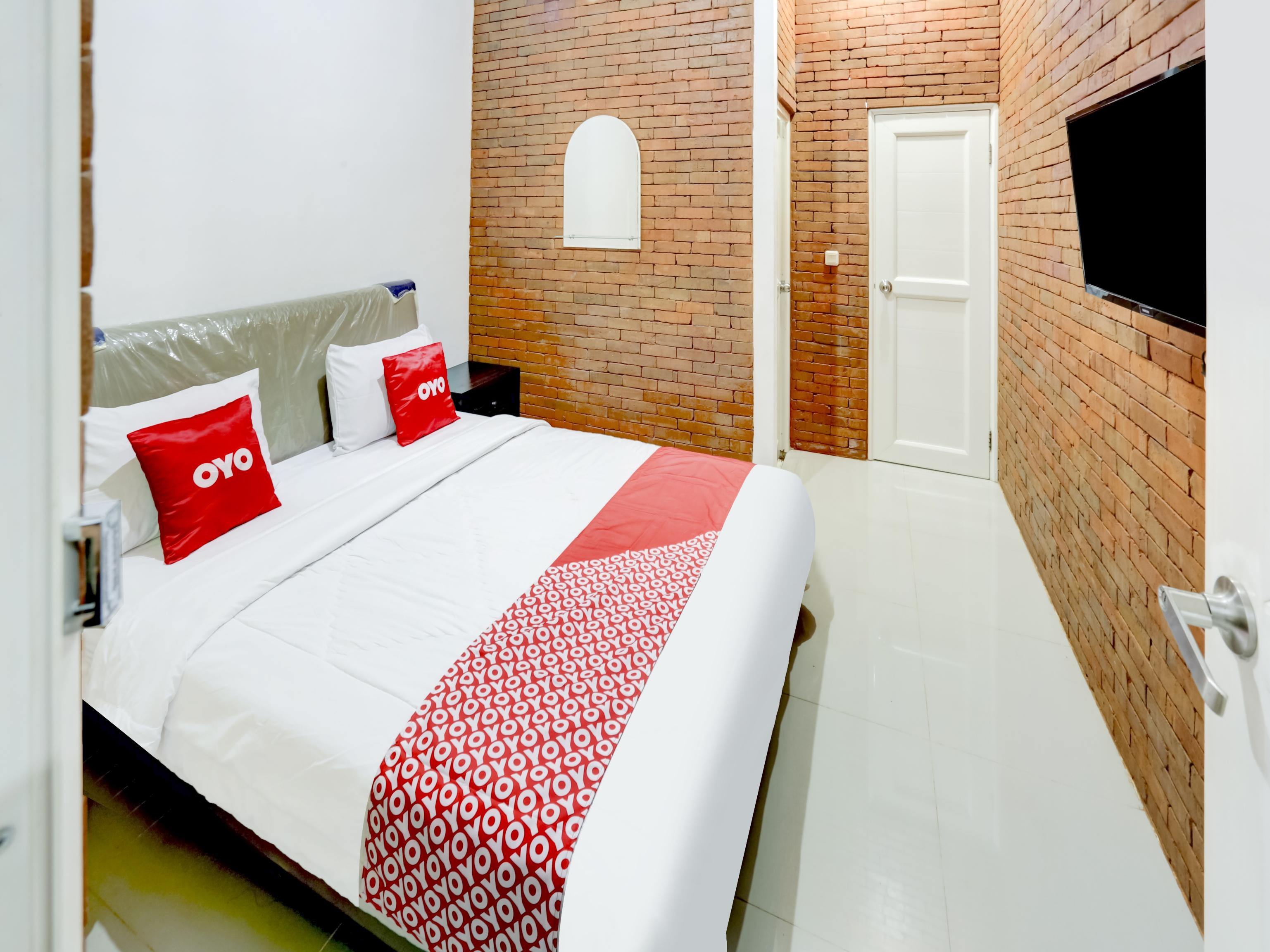Oyo 90066 Tobana Pejaten House Giacarta Esterno foto